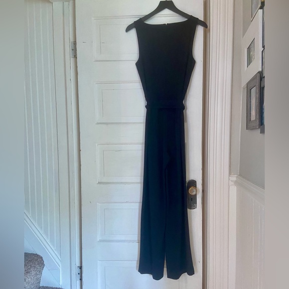 Ann Taylor black jumpsuit - size 4 - Picture 4 of 6